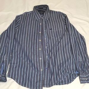 American Eagle Button-Down